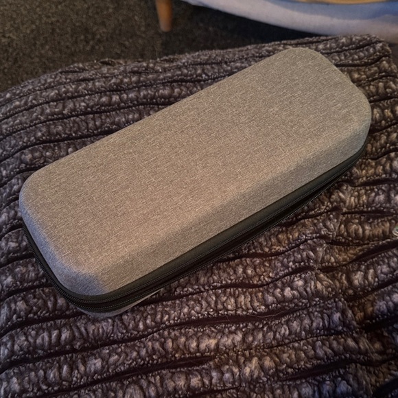 Nintendo Switch Gray Hard Shell Case - Picture 1 of 5